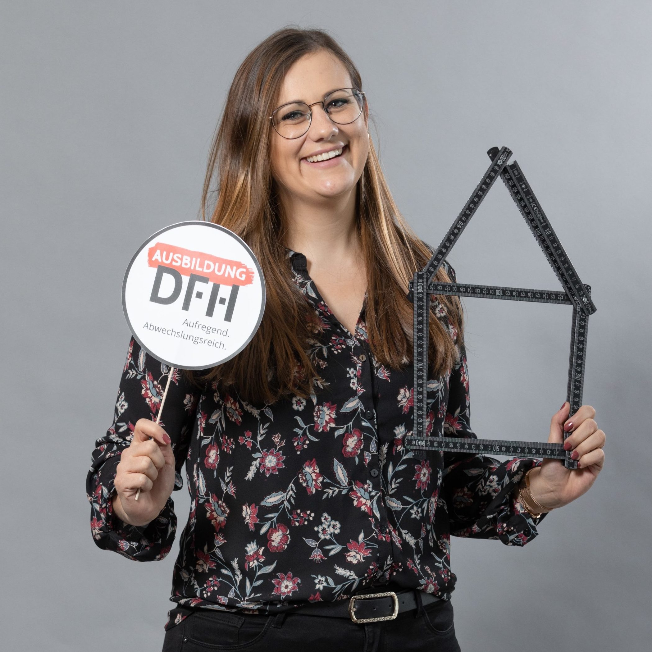 Anna Piroth, Ausbildern von der DFH GmbH
