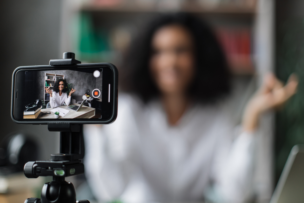 blogbeitrag-employer-branding-mit-social-media